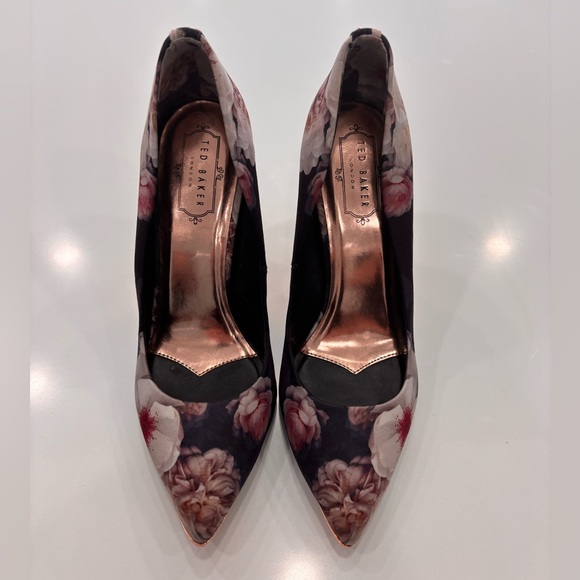Ted Baker Shoes - Ted Baker Kawaap Chelsea Floral Court Heels in Women’s Size EU 40/US 9